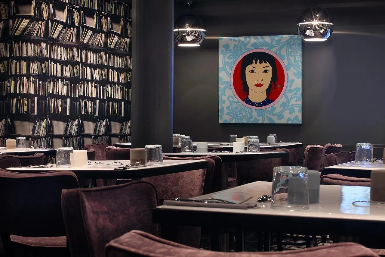 Hotel Le Cinq Hyper - Centre Chambery
